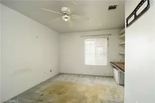 10988 Middleborough, Riverside, CA 92503 - Photo 13