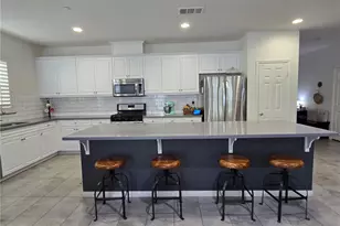 34721 Leather Ct, Murrieta, CA 92563 - Photo 3