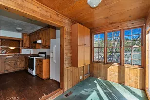 1035 Fawnskin Dr, Fawnskin, CA 92333 - Photo 15