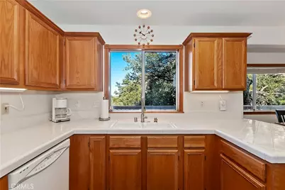 1162 Brentwood Drive, Lake Arrowhead, CA 92352 - Photo 7