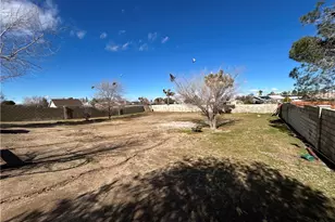 12734 Laurel Oak, Victorville, CA 92392 - Photo 31