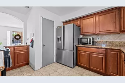 18761 Benicia, Hesperia, CA 92345 - Photo 9