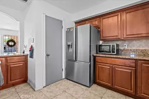 18761 Benicia, Hesperia, CA 92345 - Photo 9