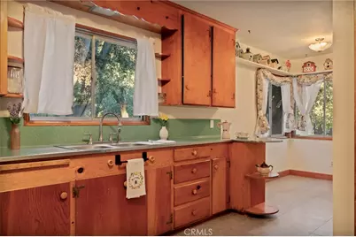 720 Rocky, Crestline, CA 92325 - Photo 19