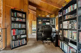 28834 Zion Dr, Lake Arrowhead, CA 92352 - Photo 29