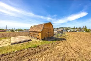 10022 Fremont, Yucaipa, CA 92399 - Photo 41