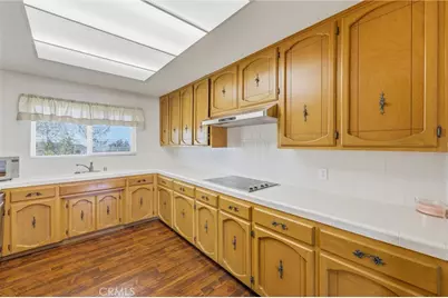 10022 Fremont, Yucaipa, CA 92399 - Photo 15