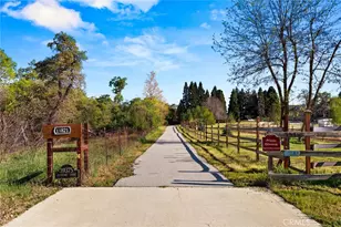 11821 Raspberry, Oak Glen, CA 92399 - Photo 3