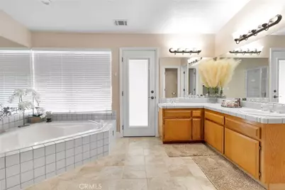 17960 Sage Hen, Victorville, CA 92395 - Photo 25