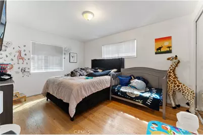 540 W 118th Street, Los Angeles, CA 90044 - Photo 41