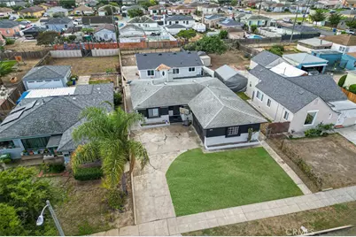 540 W 118th Street, Los Angeles, CA 90044 - Photo 1