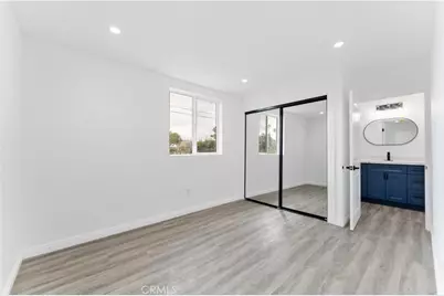540 W 118th Street, Los Angeles, CA 90044 - Photo 15