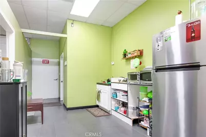 8659 Sierra Ave, Fontana, CA 92335 - Photo 7