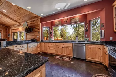 1046 Heritage, Big Bear City, CA 92314 - Photo 17