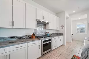 15825 Butterfly Dr, Fontana, CA 92336 - Photo 9