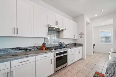 15825 Butterfly Drive, Fontana, CA 92336 - Photo 9