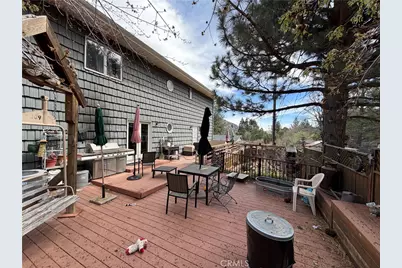 839 Apple, Wrightwood, CA 92397 - Photo 11