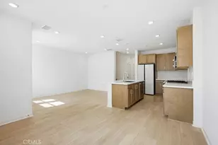 3925 Lavine Wy, Corona, CA 92883 - Photo 3