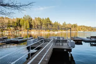 27589 W Shore Rd, Lake Arrowhead, CA 92352 - Photo 11