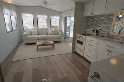 1295 S Cawston #42, Hemet, CA 92545 - Photo 5