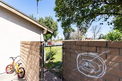 485 E Randall, Rialto, CA 92376 - Photo 27