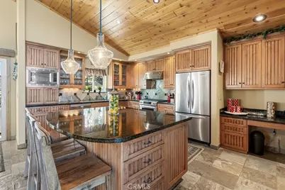 1536 Wolf, Big Bear Lake, CA 92314 - Photo 9