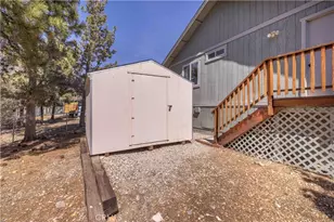 196 Sunset Ln, Sugarloaf, CA 92386 - Photo 13