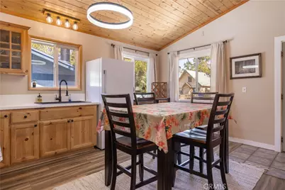 196 Sunset Lane, Sugarloaf, CA 92386 - Photo 7