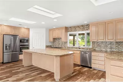 30587 Los Altos, Redlands, CA 92373 - Photo 11