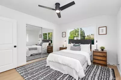 4793 Excelente Drive, Woodland Hills, CA 91364 - Photo 17