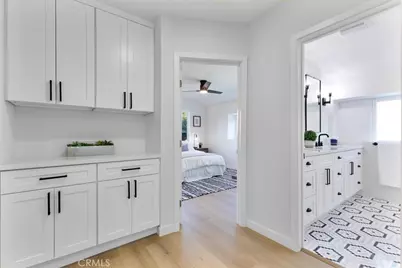 4793 Excelente Drive, Woodland Hills, CA 91364 - Photo 15