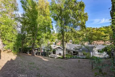 4793 Excelente Drive, Woodland Hills, CA 91364 - Photo 33