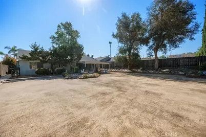 2078 Woodlawn, Corona, CA 92882 - Photo 33