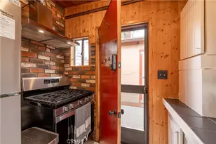 746 Villa Grove Ave, Big Bear City, CA 92314 - Photo 11