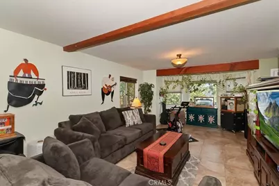24607 Altdorf Drive, Crestline, CA 92325 - Photo 3