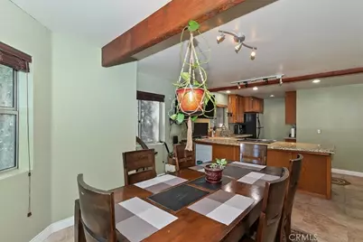 24607 Altdorf Drive, Crestline, CA 92325 - Photo 7