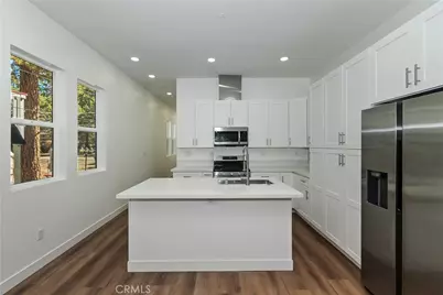 911 Sugarloaf, Big Bear City, CA 92314 - Photo 11