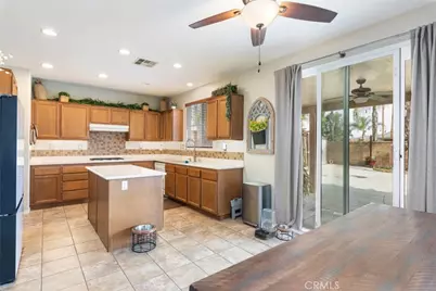 41104 Royal Sunset, Lake Elsinore, CA 92532 - Photo 15