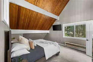 635 Grass Valley Dr, Lake Arrowhead, CA 92352 - Photo 15