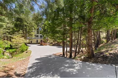 635 Grass Valley Drive, Lake Arrowhead, CA 92352 - Photo 27