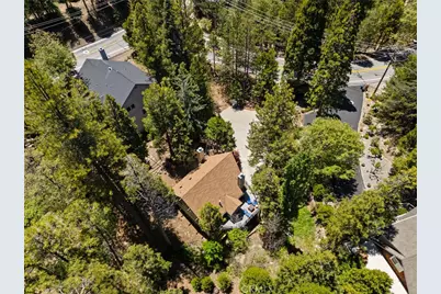 635 Grass Valley Drive, Lake Arrowhead, CA 92352 - Photo 29