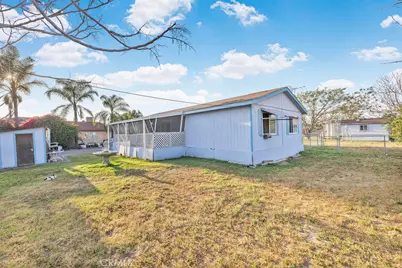 17860 Taylor Avenue, Bloomington, CA 92316 - Photo 15