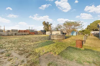 17860 Taylor Avenue, Bloomington, CA 92316 - Photo 31