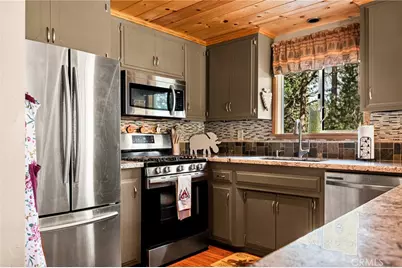 348 Brentwood, Lake Arrowhead, CA 92352 - Photo 11