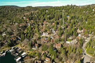 27538 W Shore Rd, Lake Arrowhead, CA 92352 - Photo 3