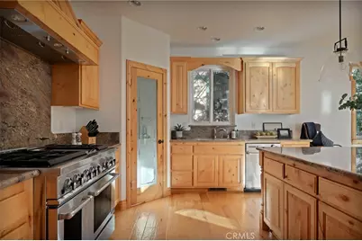 27539 W Shore, Lake Arrowhead, CA 92352 - Photo 25