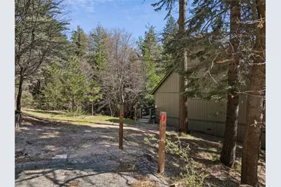 175 Massive, Lake Arrowhead, CA 92317 - Photo 19