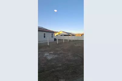 223 Oakton Court, Hemet, CA 92543 - Photo 9