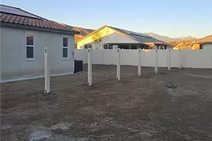 223 Oakton Ct, Hemet, CA 92543 - Photo 9