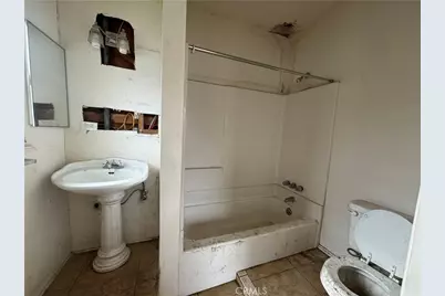 307 S Curry Street, Tehachapi, CA 93561 - Photo 7